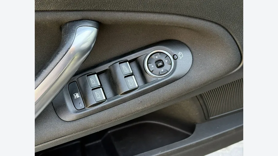 FORD Mondeo -