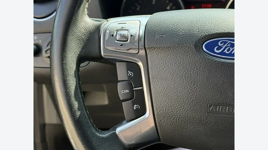FORD Mondeo -