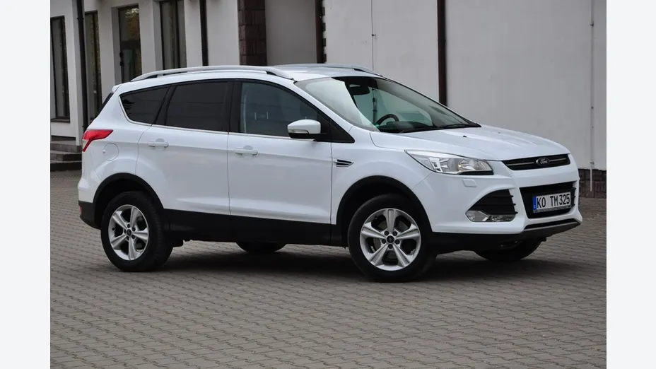 FORD Kuga -