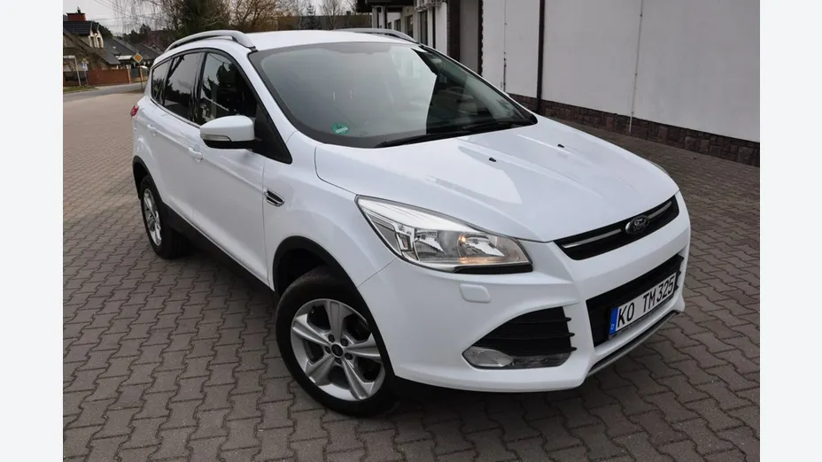FORD Kuga -