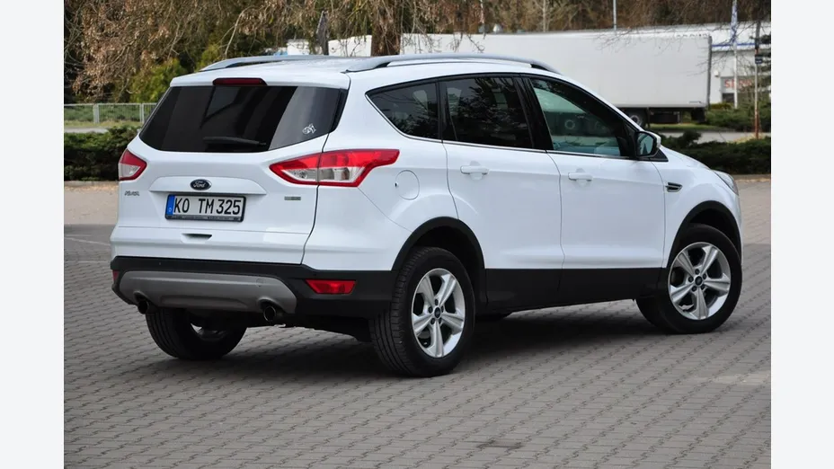 FORD Kuga -