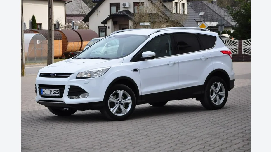 FORD Kuga -