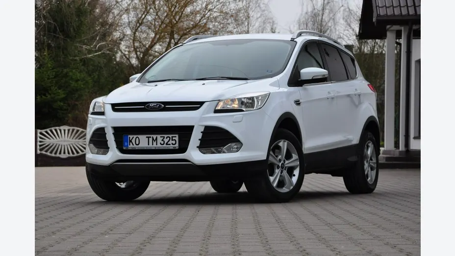 FORD Kuga -