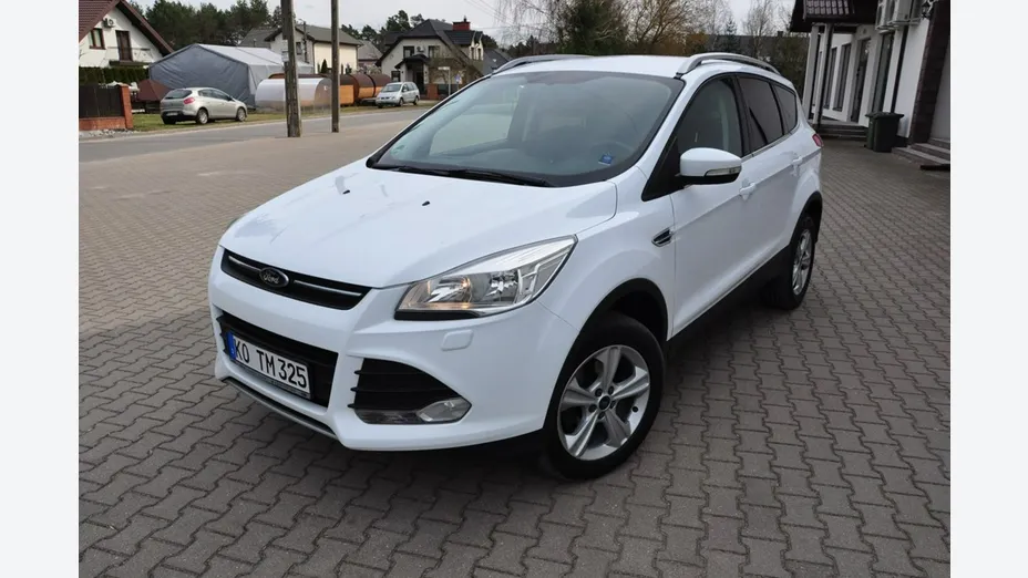 FORD Kuga -