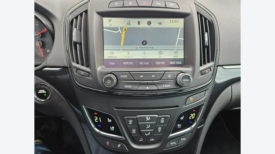 OPEL Insignia -