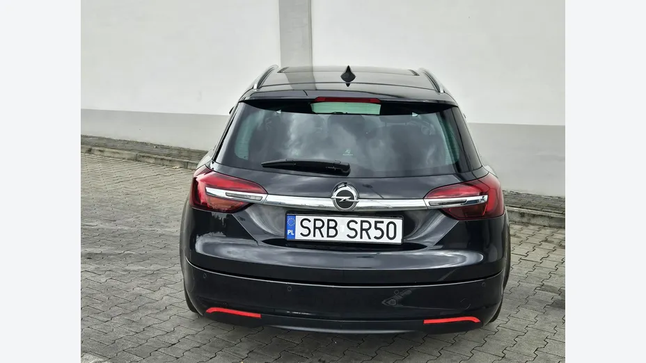 OPEL Insignia -