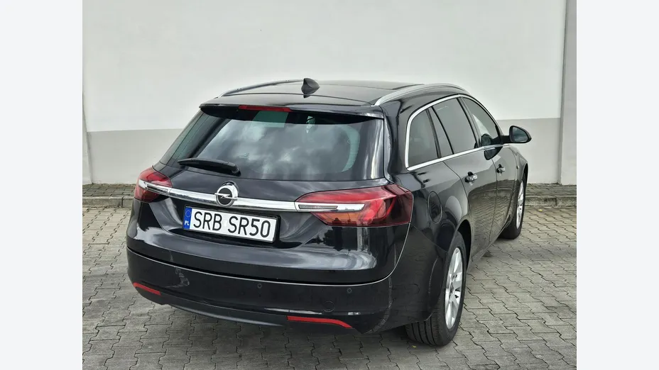 OPEL Insignia -