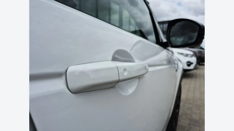 LAND ROVER Discovery Sport -