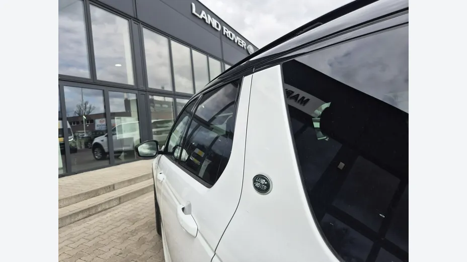 LAND ROVER Discovery Sport -