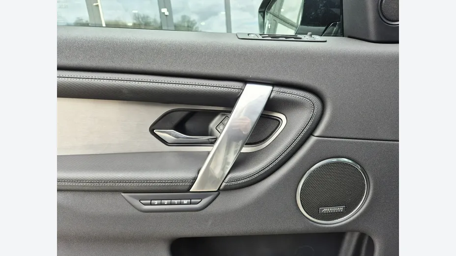 LAND ROVER Discovery Sport -
