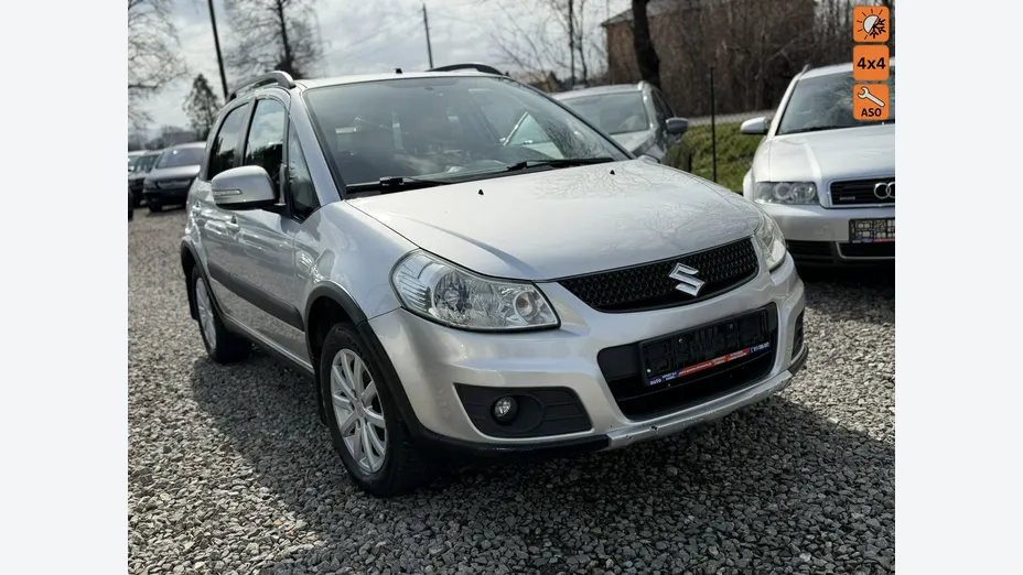 SUZUKI SX4 -