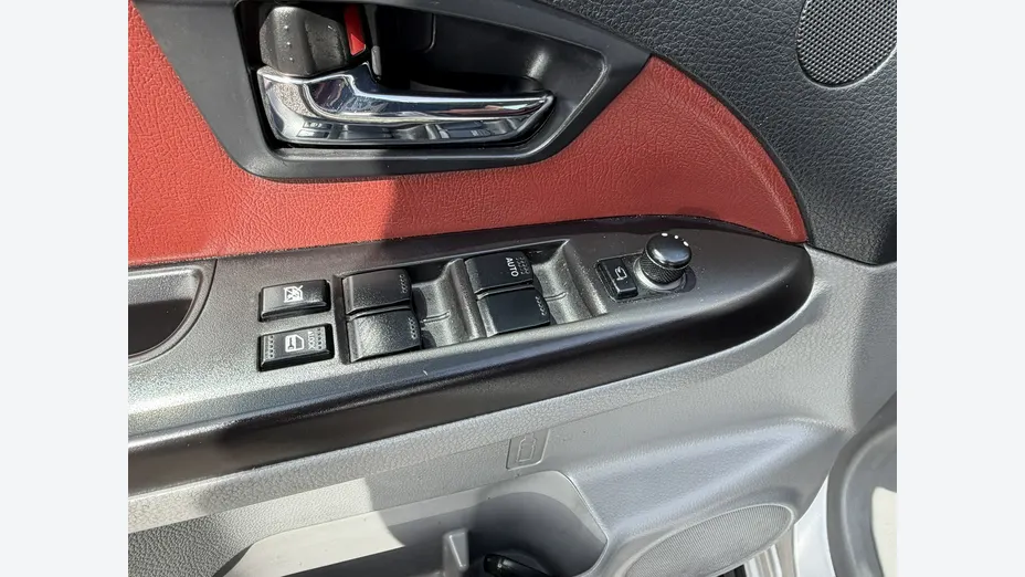 SUZUKI SX4 -