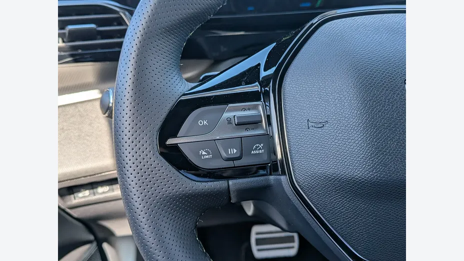 PEUGEOT 308 -