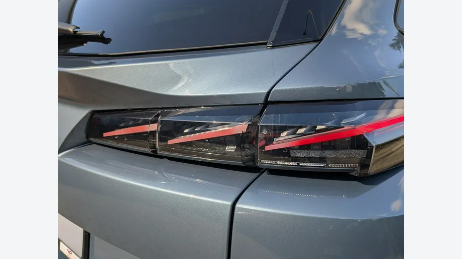 PEUGEOT 308 -