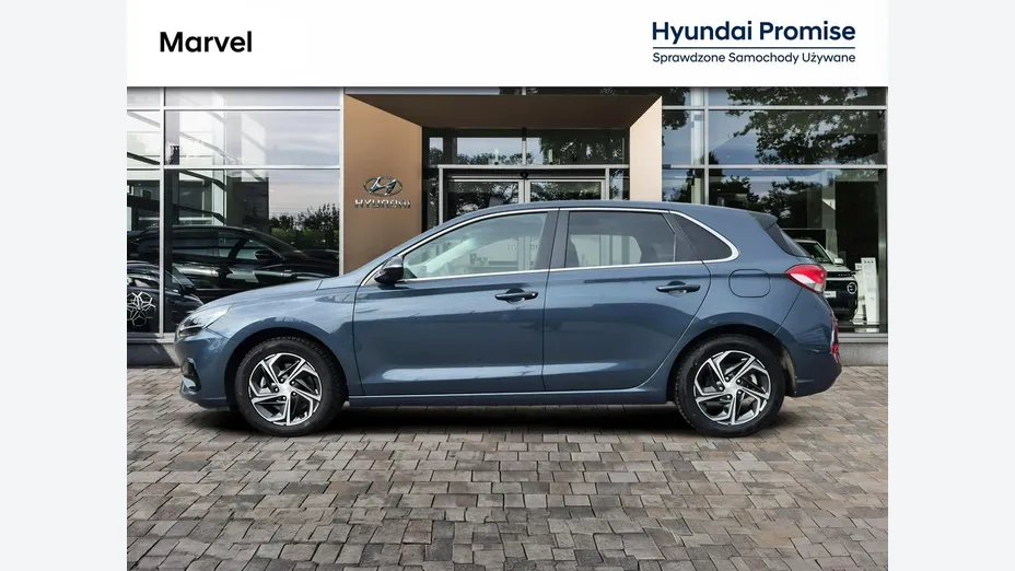 HYUNDAI i30 -