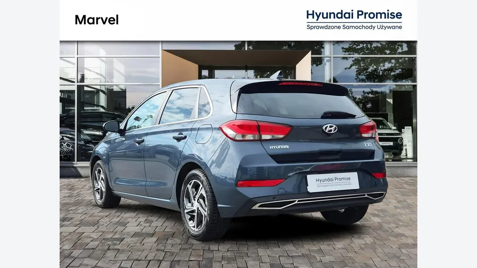 HYUNDAI i30 -