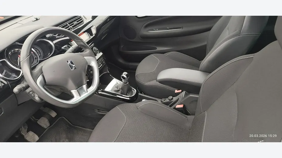 CITROEN DS3 -