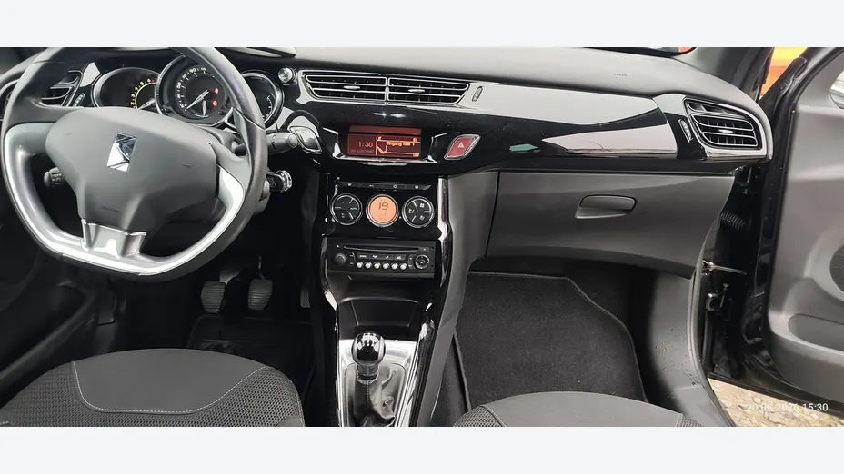 CITROEN DS3 -