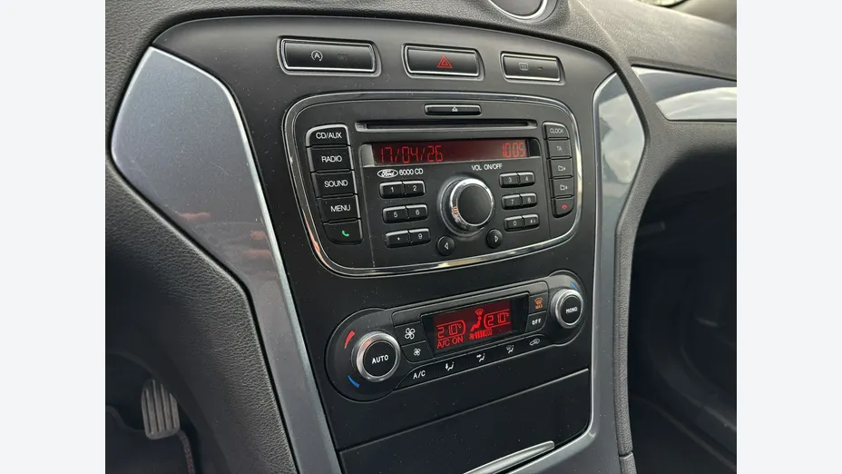 FORD Mondeo -