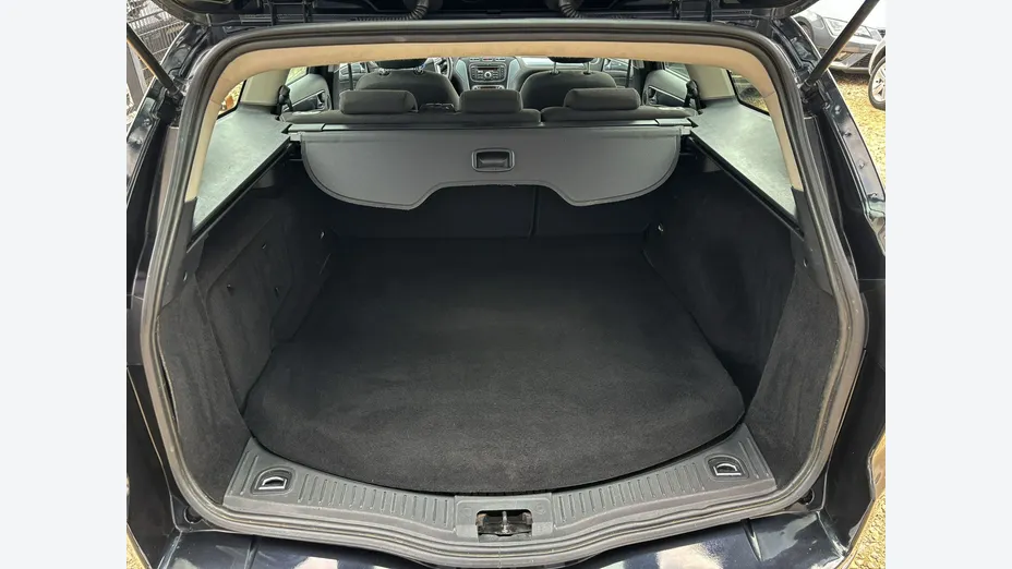 FORD Mondeo -