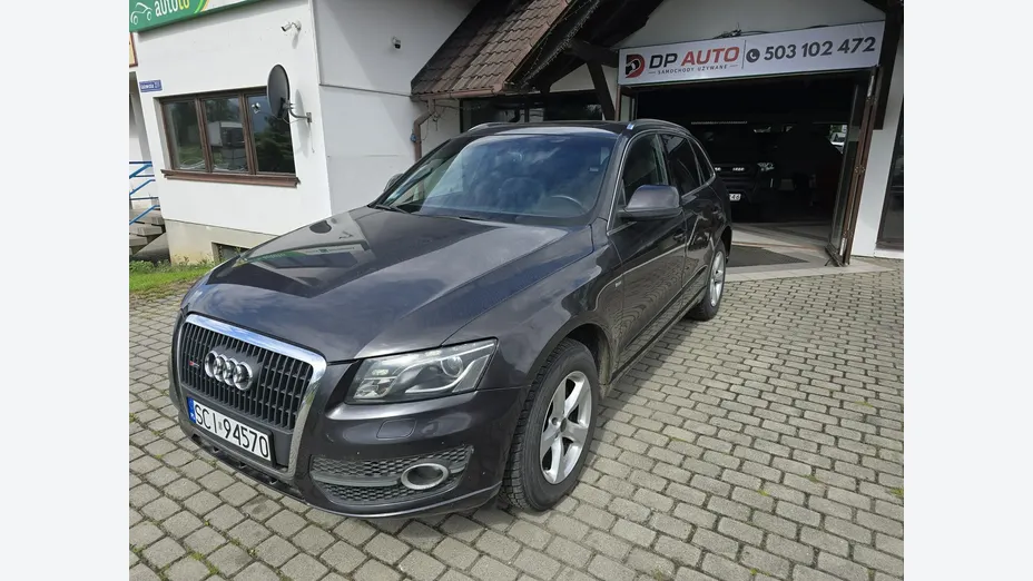 AUDI Q5 -