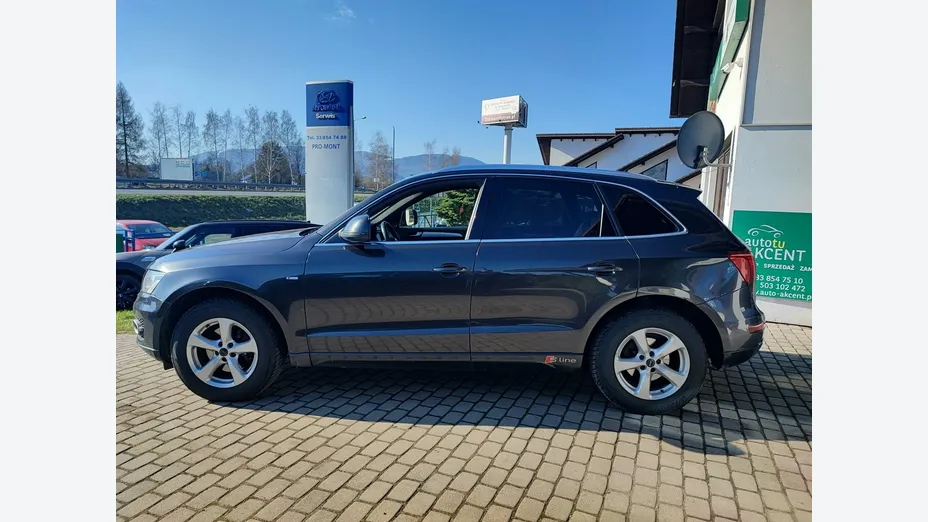 AUDI Q5 -