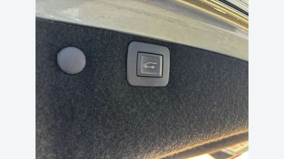 OPEL Insignia -