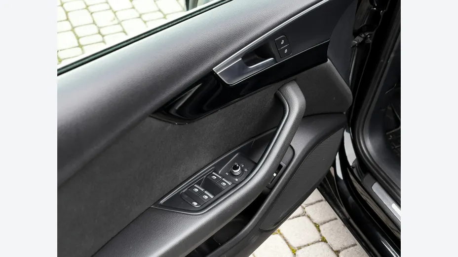 AUDI A4 Avant -