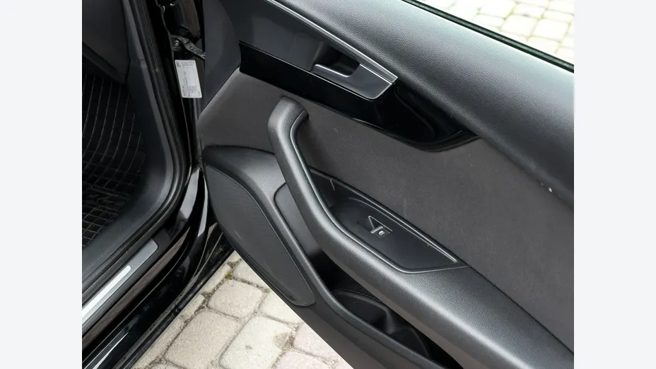 AUDI A4 Avant -