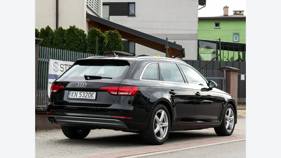 AUDI A4 Avant -