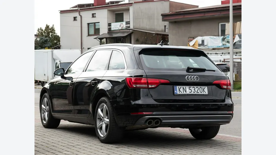 AUDI A4 Avant -