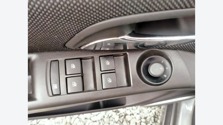 CHEVROLET Cruze -