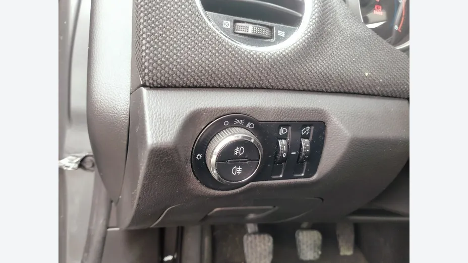 CHEVROLET Cruze -