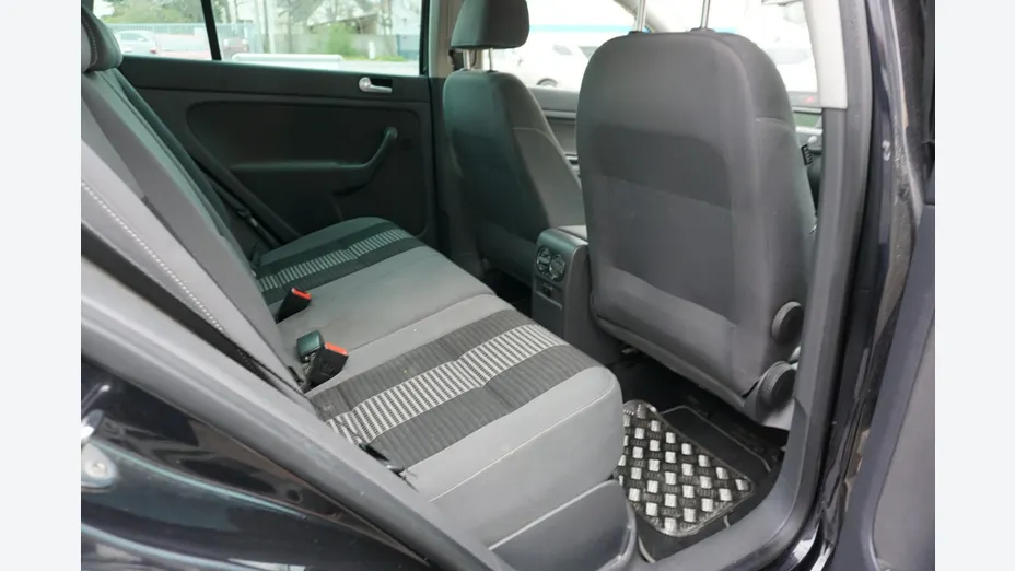 VOLKSWAGEN Golf Plus -