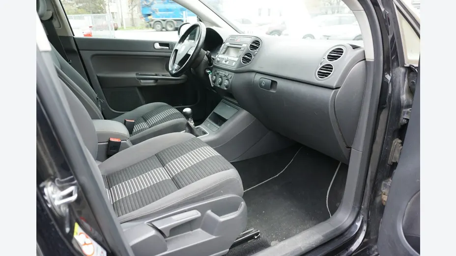 VOLKSWAGEN Golf Plus -