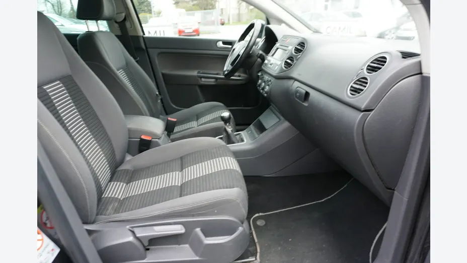 VOLKSWAGEN Golf Plus -