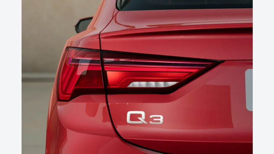 AUDI Q3 Sportback -