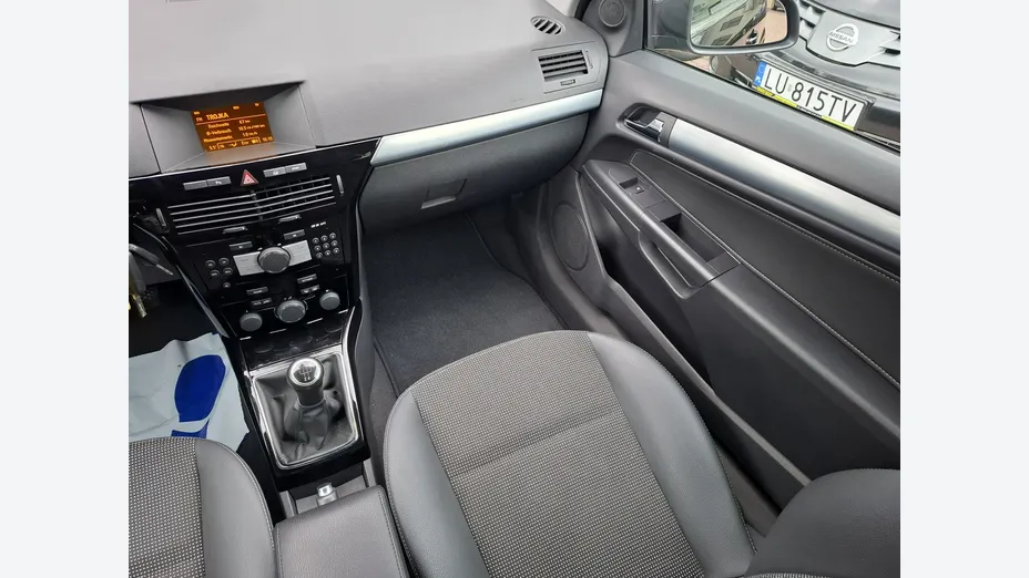 OPEL Astra -