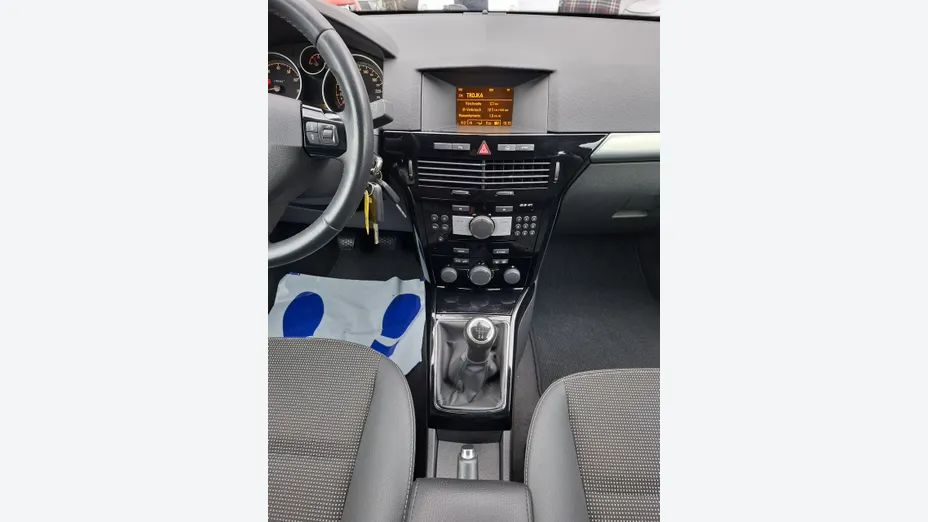 OPEL Astra -