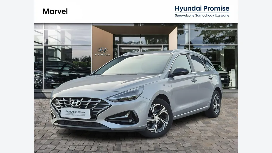 HYUNDAI i30 -