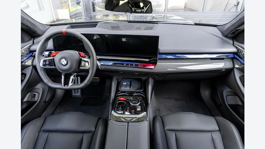 BMW M5 -