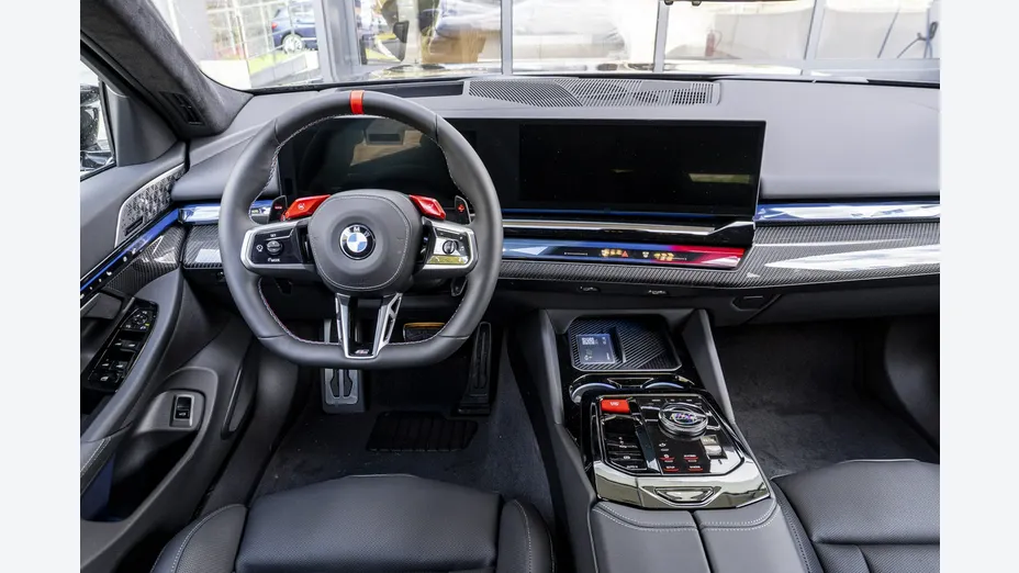 BMW M5 -