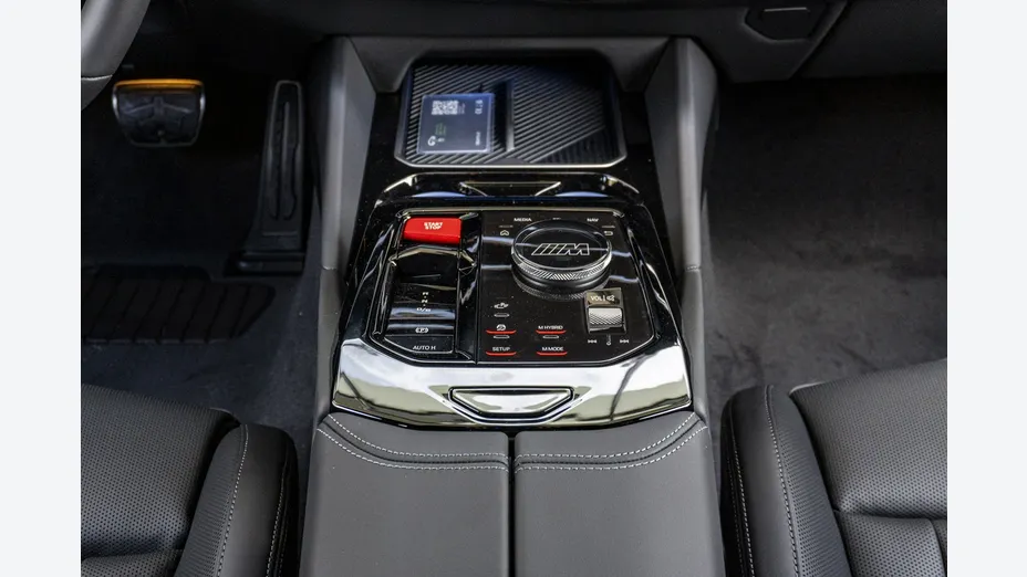 BMW M5 -