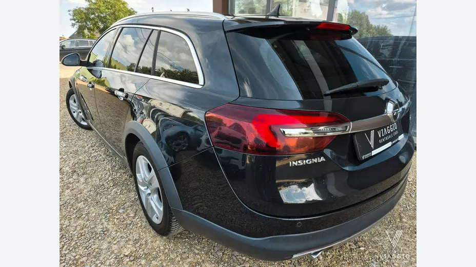 OPEL Insignia -