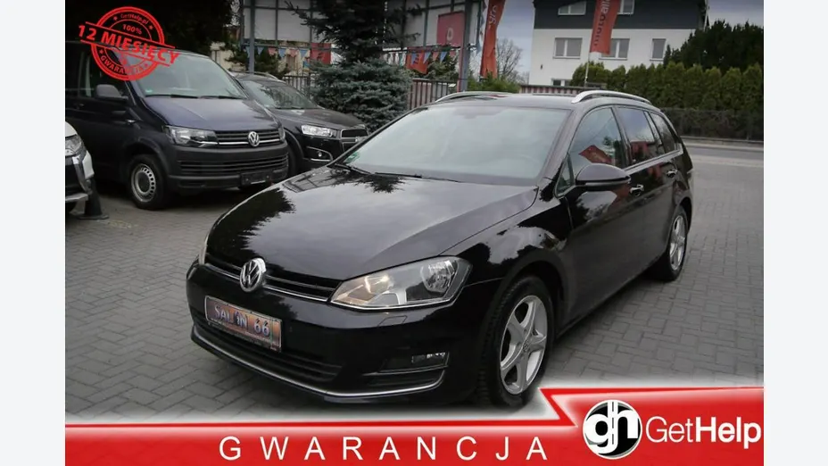 VOLKSWAGEN Golf -
