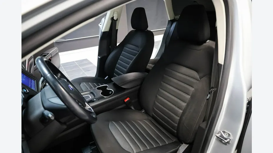 FORD Mondeo -