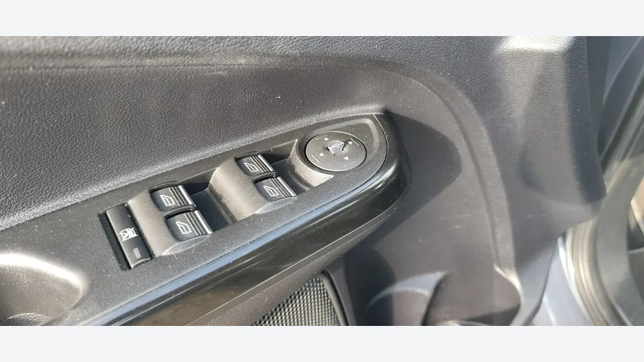 FORD B-MAX -