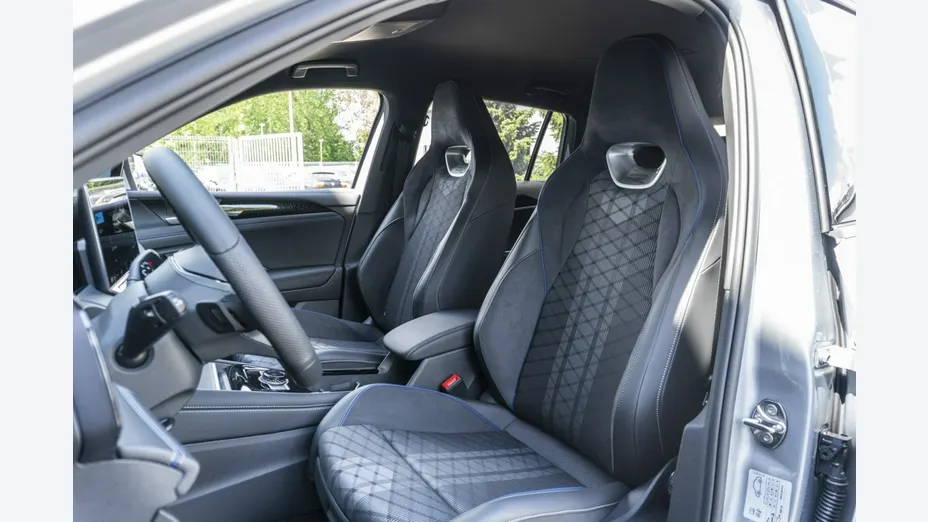 VOLKSWAGEN Tiguan -
