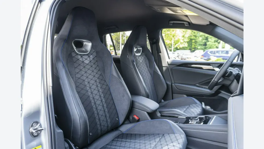 VOLKSWAGEN Tiguan -