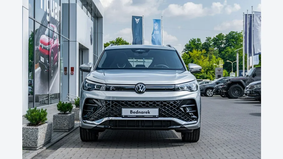 VOLKSWAGEN Tiguan -